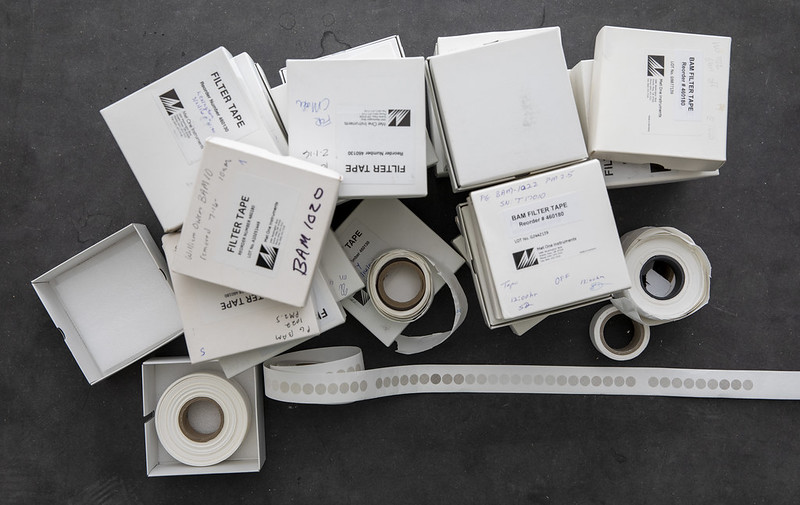 BAM pollution monitoring tape from Australia for We do not all breathe the same air, 2018 – ongoing
Photography by Studio Tomás Saraceno.